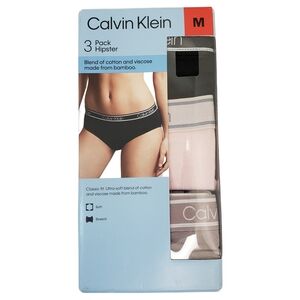 Calvin Klein Underwear Women Hipster 3 Pairs NWT